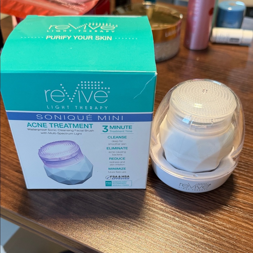 Light Therapy Soniqué Mini Acne Treatment Device